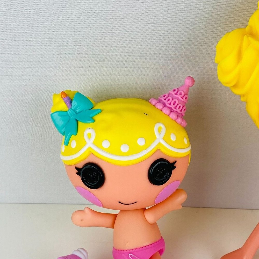 Lalaloopsy 2 Doll Lot Little Wishes Slice of Cake & Candy Slice O Cake Dolls - Picture 4 of 12